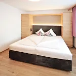 Amaris Ischgl